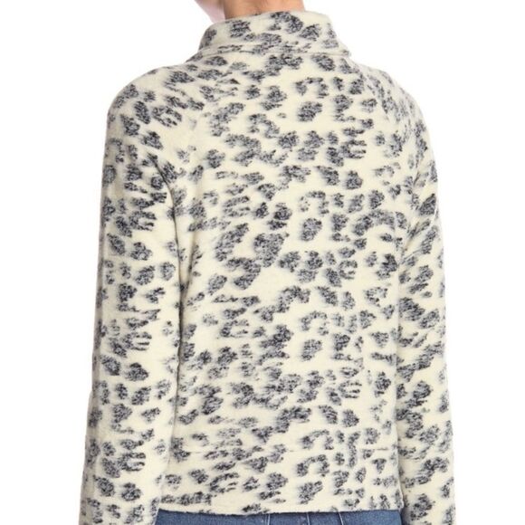Cupcakes and Cashmere moto-styled knit Bracken jacket Animal Print M - Picture 3 of 6